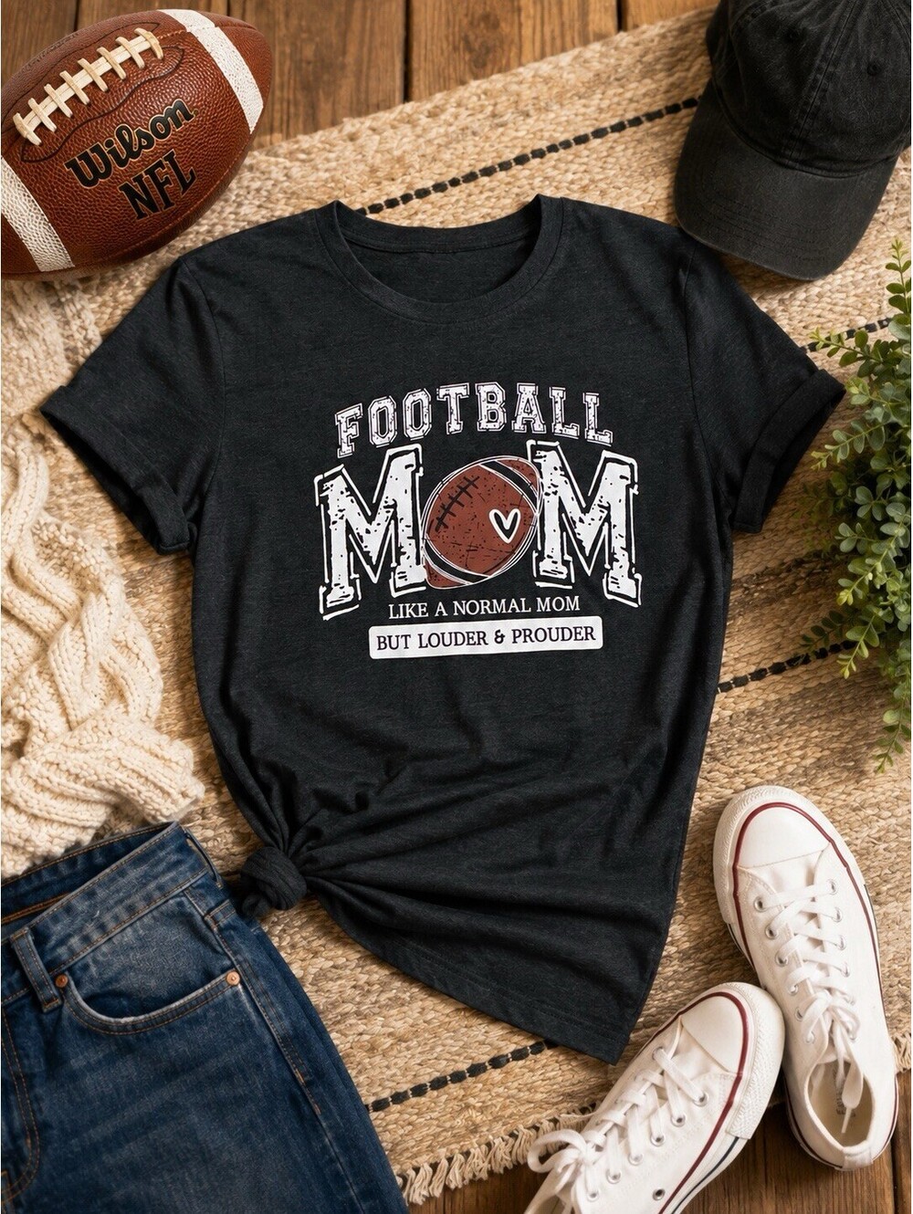 Football Mom Graphic T-Shirt Women’s Large Black Game Day Sports Mom Tee